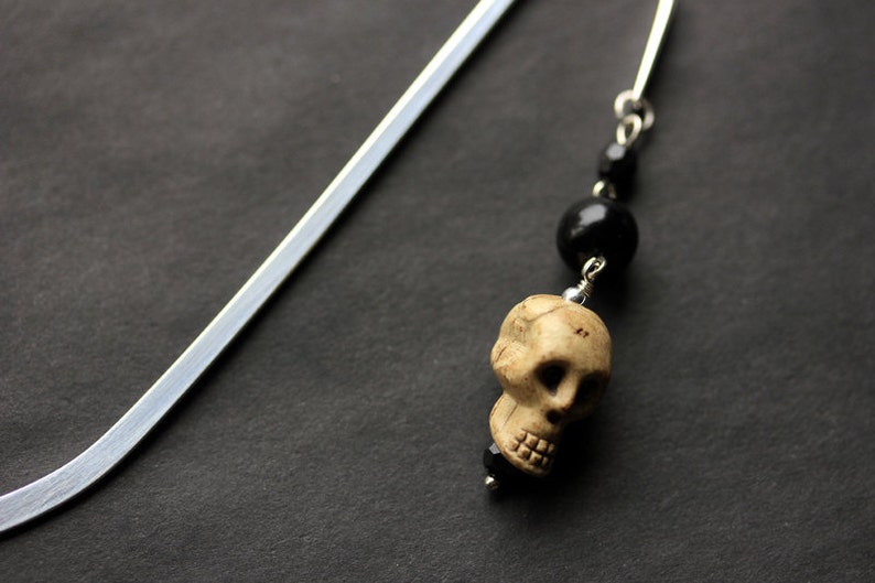 Gothic Skull Bookmark. Beaded Bookmark. Halloween Book Charm. Book Hook Bookmark. Handmade Bookmark. image 5