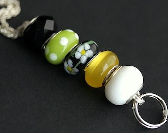 Badge Holder. Daisy Chain Badge Lanyard. Black, Yellow and Green Lanyard. Work Lanyard. Beaded Badge Necklace. School Lanyard. Badge Leash.