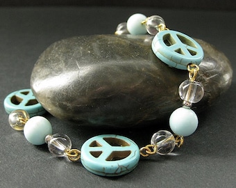 Turquoise Bracelet. Peace Bracelet. Beaded Bracelet in Howlite and Glass. Handmade Bracelet.