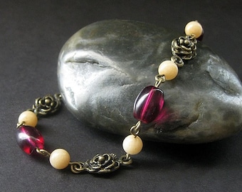 Rose Bracelet. Beaded Bracelet. Gemstone Bracelet in Honey Jade and Bronze. Handmade Jewelry.