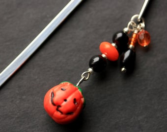 Halloween Bookmark. Jack-O-Lantern Beaded Bookmark. Pumpkin Bookmark. Book Hook Bookmark. Handmade Bookmark.