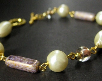 Beaded Bracelet. Pearl Bracelet. Pink Ceramic Bead Bracelet in Gold. The "Amanda" Handmade Bracelet.