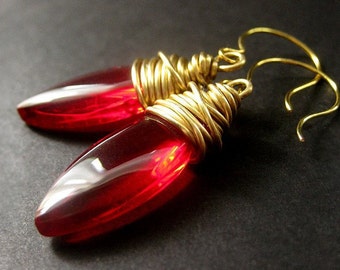 Red Earrings.  Red Dangle Earrings. Glass Earrings. Red Drop Earrings. Wire Wrapped Earrings.