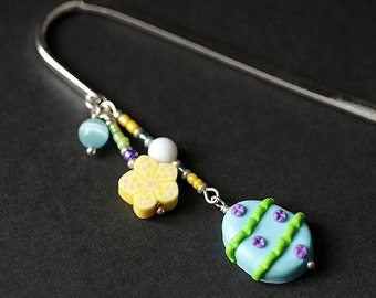 Turquoise Blue Easter Egg Bookmark. Polymer Clay Beaded Bookmark. Easter Bookmark. Book Hook Book Charm. Handmade Bookmark.