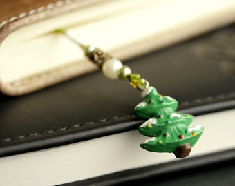 Holiday Tree Bookmark. Green and White Beaded Bookmark. Yule Tree Bookmark. Beaded Book Charm. Christmas Bookmark. Green Book Thong.