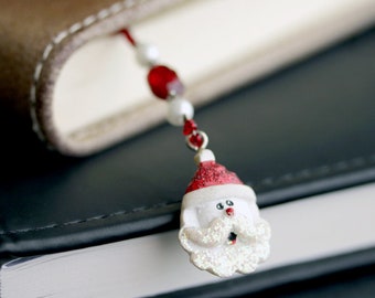 Surprised Santa Bookmark. White and Red Beaded Bookmark. Christmas Book Charm. Holiday Bookmark. Library Decor. Christmas Book Thong.