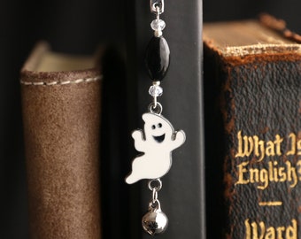 Halloween Ghost Bookmark. Black and White Beaded Bookmark. Halloween Book Charm. Book Hook Bookmark. Halloween Gift. Handmade Book Charm.