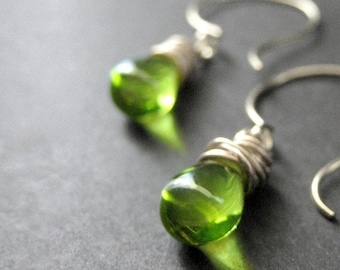 Green Earrings. Teardrop Earrings. Wire Wrapped Earrings in Green and Silver. Elixir of Absinthe. Handmade Earrings.