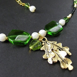 Oak Leaf Necklace. Gold Leaf Necklace. Green Necklace. Gold Necklace. Green Leaf Handmade Necklace. Handmade Jewelry.