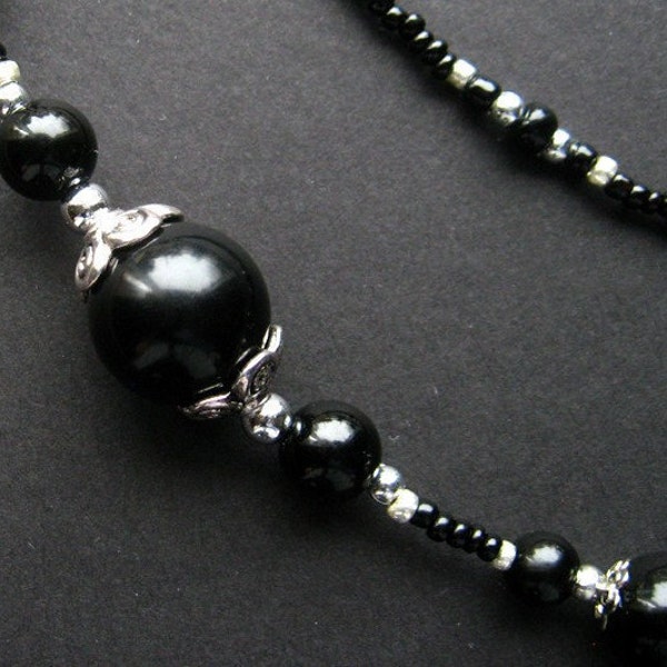 Classic Black and Silver Beaded Eyeglass Necklace. Face Mask Lanyard. Black Badge Lanyard or Face Mask Holder. Nurse Lanyard.