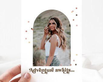 Anuncio de graduación 2025, diseño de lunares modernos, plantilla de invitación para fiesta de graduación, editable, Corjl, Polkadot