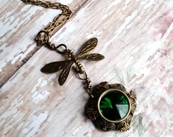 Dragonfly Dropped Necklace, Emerald Necklace, Dragonfly with Swarovski, Custom color necklace, Weddings, Free Ship, Mother's Day gift, Gifts