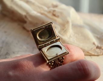Fire Opal Locket Ring, Secret Compartment Ring, Fantasy RPG Jewelry Gift