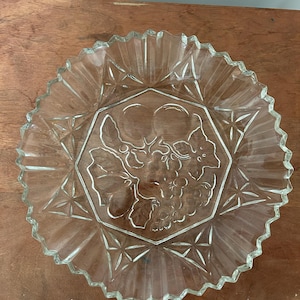 Vintage Clear Glass Fruit Serving Bowl