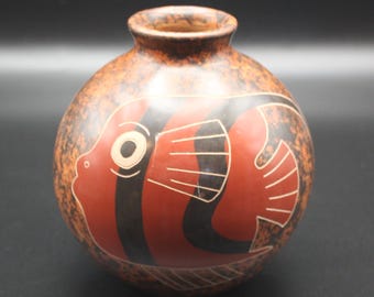 Nicaraguan Clay Pottery Vase Carved Folk Art Fish - Stoneware Etched
