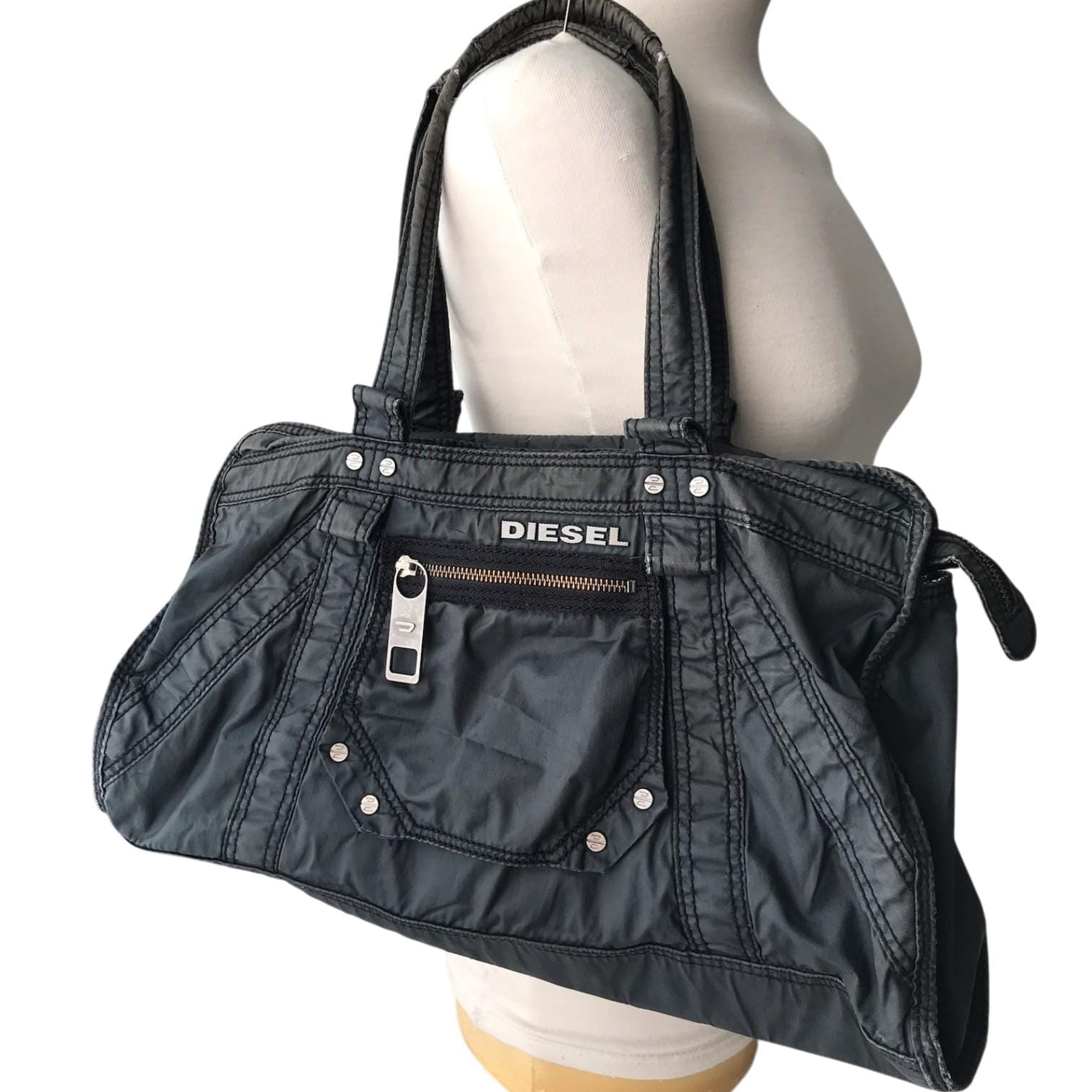 Vivienne Westwood Shoulder Bag Y2k - Etsy - Page 2