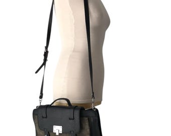 DIESEL Vintage Leder Umhängetasche Elegant City Chic Büro Koffer Metallic Lock minimalistisch futuristisch 90er 00S Avantgarde
