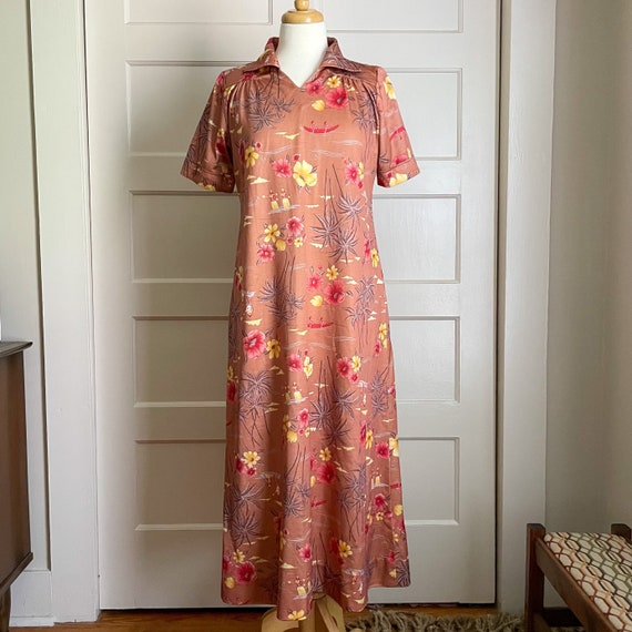 Vintage 1960s Hawaiian Maxi Dress - image 1