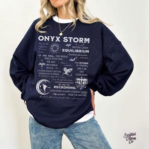 Onyx Storm Sweatshirt Basgiath War College Crewneck Romantasy Dragon Riders Shirt Fantasy Reader Gift Dark Academia