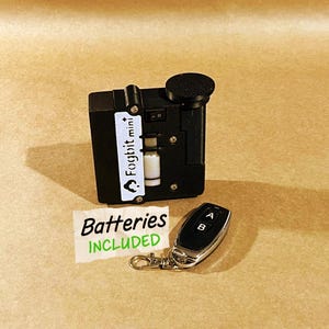 Fogbit Mini PLUS Fog Machine with Remote Control – Cosplay, Diorama Smoke Effects