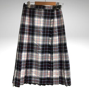 1970s Vintage St. Michael Tartan Plaid A-Line Skirt