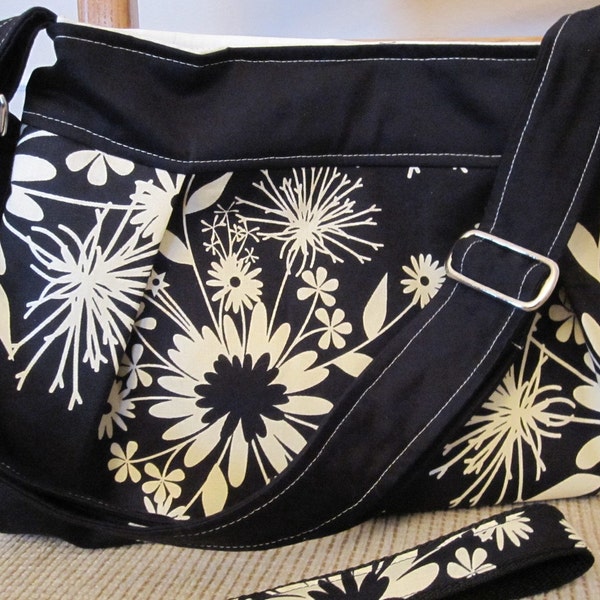 Last One - Midnight Kisses Hobo Pleated Bag Including Matching Key Fob