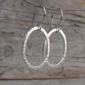 Silver Oval Earrings, Textured Silver Earrings, Simple Hoop Earrings, Oval Earings Silver, Oval Shaped Earrings, Dangle Oval Earrings, Hoops