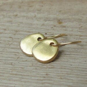 Circle Earrings, Gold Disc Earrings, Gold Earrings, Gold Earring, Simple Gold Dangle Earrings, Organic Shape Earrings