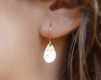 Shiny Petal Teardrop Earrings, Gold Teardrop Earring, Hammered Gold Earrings