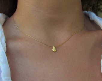 Gold Droplet Necklace, Tiny Teardrop Necklace, Simple Gold Necklace, Gold Teardrop Necklace, Simple Gold Necklace