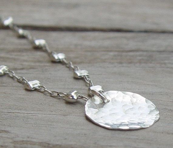 Hammered silver disc necklace – Aimi Cairns Jewellery