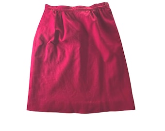 Pendleton Red Virgin Wool Vintage 60s 70s Pencil Skirt Size 6 Made in USA