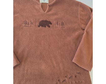 Maglione vintage in pile con ricamo di un orso grizzly di Yellowstone, marrone medio, ideale per cabine.