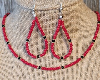 Red Black and Gold Seed Beed Choker and Earrings - Seed Bead Necklace - Red Seed Bead Choker - Red Seed Bead Earrings - Seed Bead Jewelry