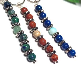 Llaveros de piedra: azurita, jaspe rojo, piedra de río, aventurina, jaspe con imágenes, ópalo, regalos para calcetines navideños y recuerdos de fiesta.