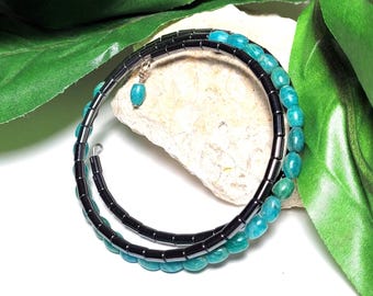 Pulsera de alambre con memoria de hematita y amazonita - Tres hebras