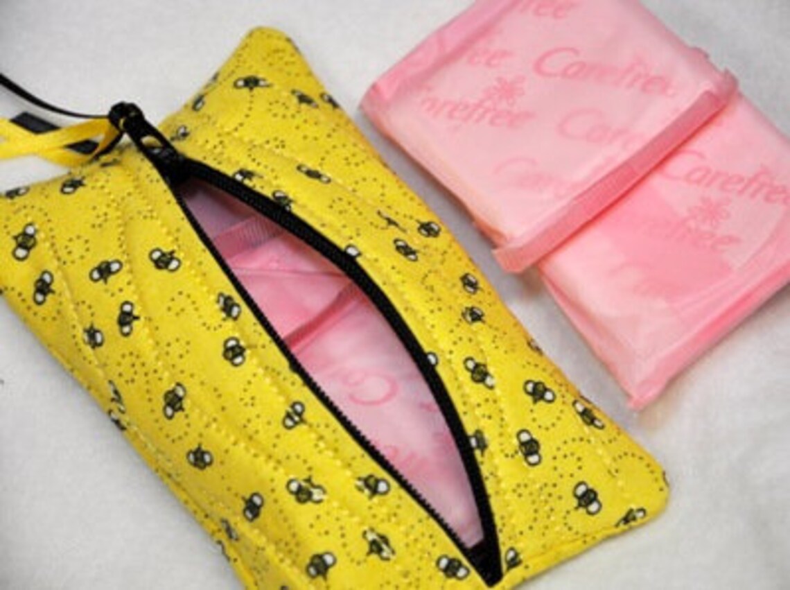 ITH Tissue Case Quilted Zippered Travel Tissues 5x7 Hoop in Etsy