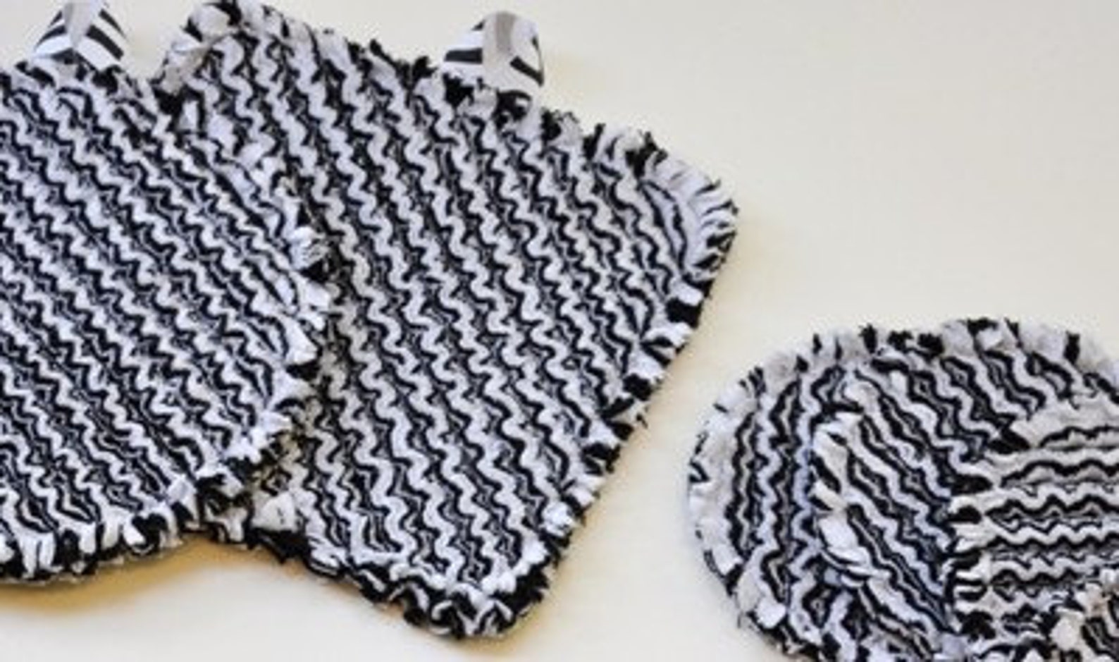 ITH Raggy Chenille Hot Pads In The Hoop Machine Embroidery Etsy