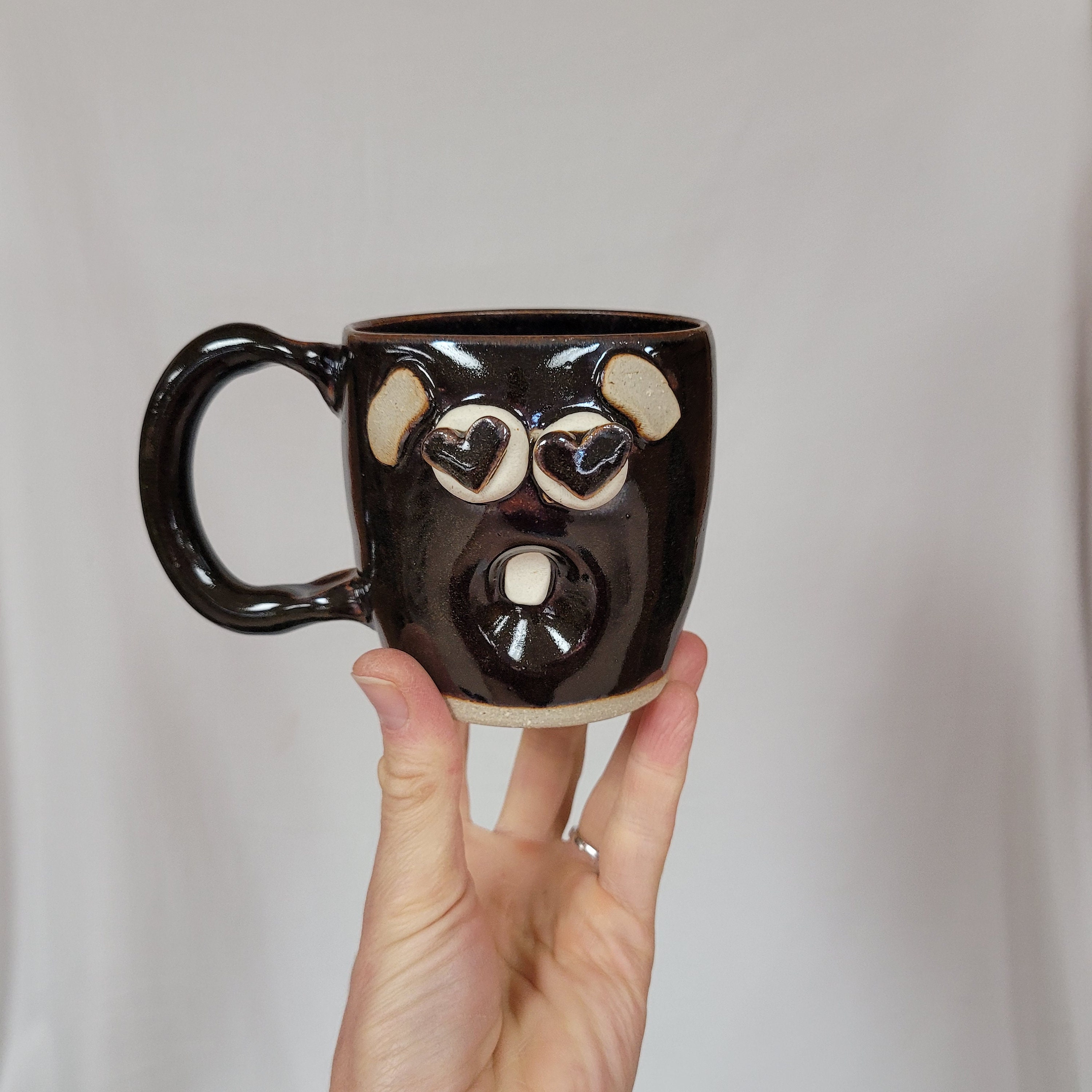 Presentes de aniversário engraçados. Caneca de rosto animado. Xícara de café super bombeada. Copos de café divertidos do marido do marido do homem.