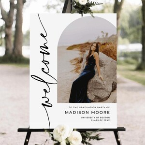 Modern Graduation Sign, High School Senior Grad Sign, Class of 2025 Yard Sign, Graduation Party Decor, Graduation Banner, Grad Welcome Sign