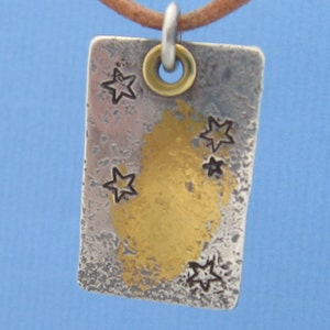 Sterrenbeeldhanger voor sterketting Zuiderkruis gezien vanuit Australië op het zuidelijk halfrond
