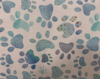 Panel de cortina Spoonflower de 48” x 84” con estampado de huellas de patas, 55 % lino y 45 % algodón, fabricado en EE. UU.