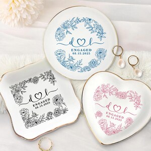 Personalized Engagement Ring Dish, Wedding Gift for Couple, Wedding Gift For Bride and Groom, Bridal Shower Gifts, Trinket Holder For Bride