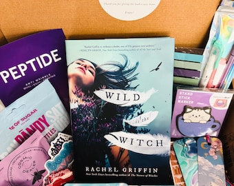 Ensemble livre et soins personnels : YA Fantasy