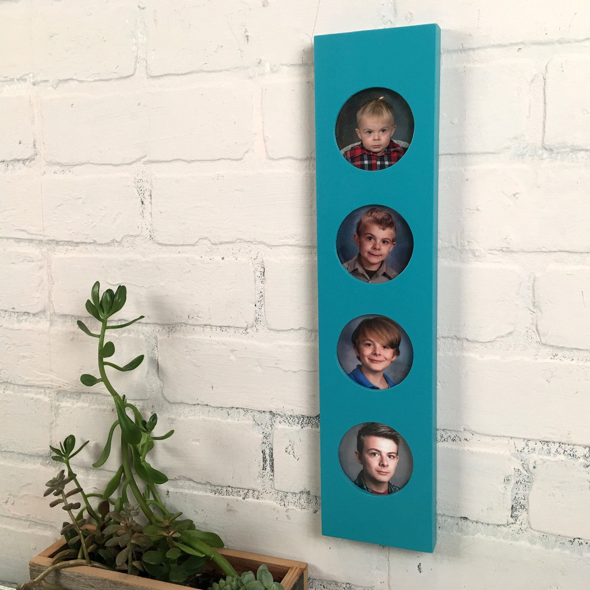Stacked Circle Window Picture Frame For 4 2 5 X 3 Wallet Size Or Gallery Photo