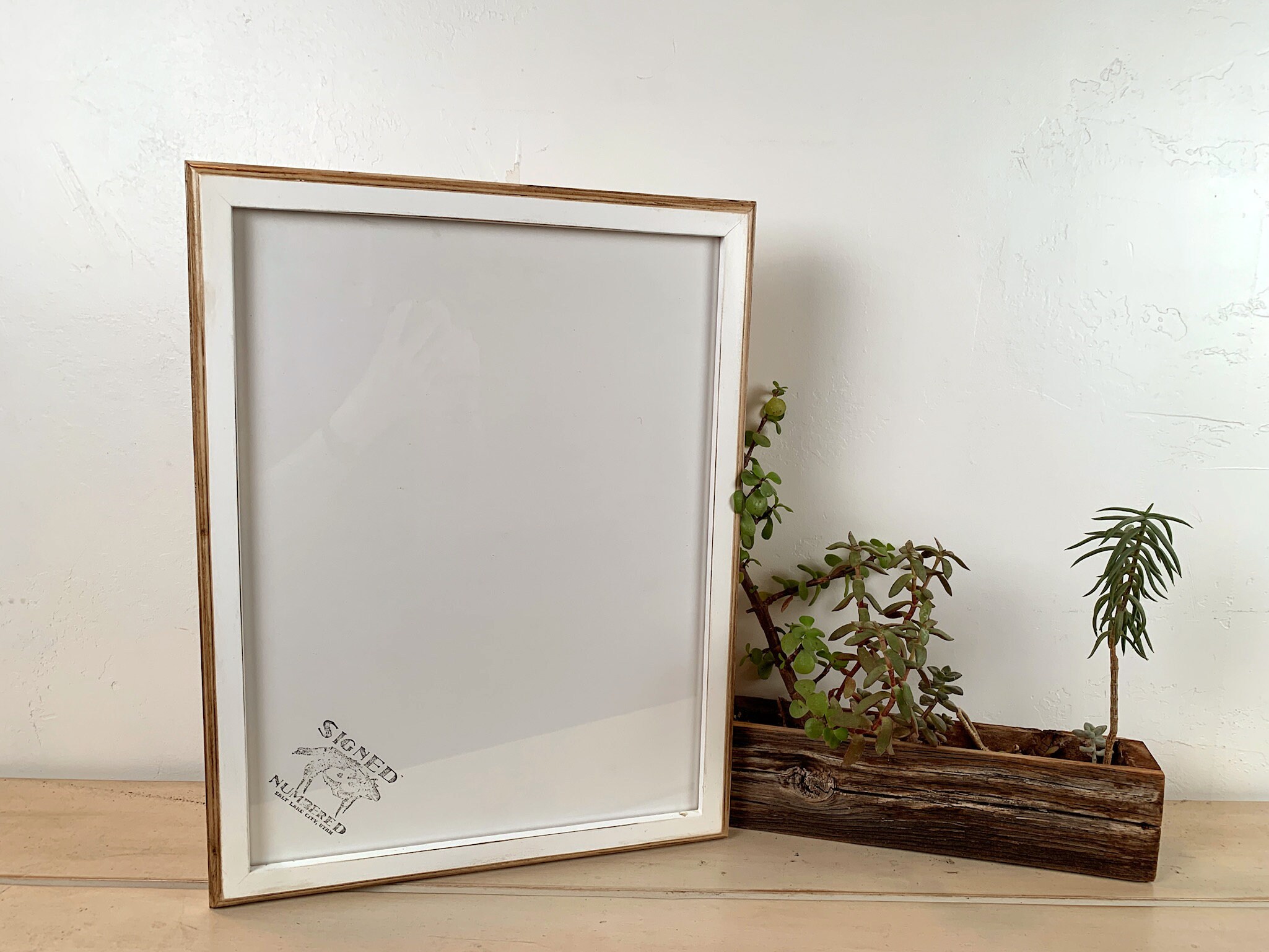 12x16 Picture Frame In 1x1 2 Tone Style With Vintage White Finish 12 X 16 Frame Includes Plexiglass In Stock Same Day Shipping 12x16 Picture Frame In 1x1 2 Tone Style With Vintage White Finish 12 X 16 Frame Includes Plexiglass In Stock Same Day Shipping