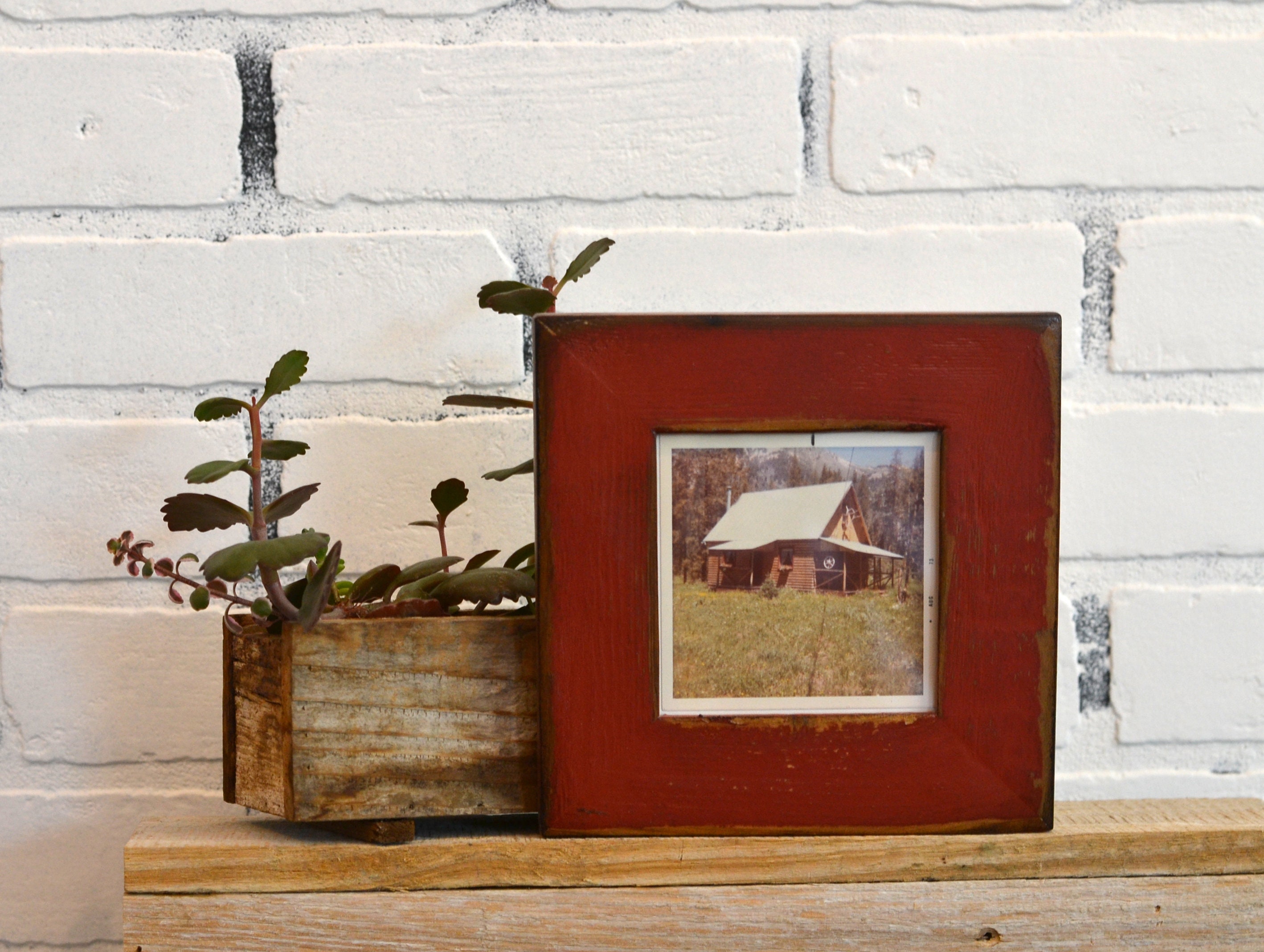 4x4 Reclaimed Wood Picture Frame with Super Vintage Brick Red Finish