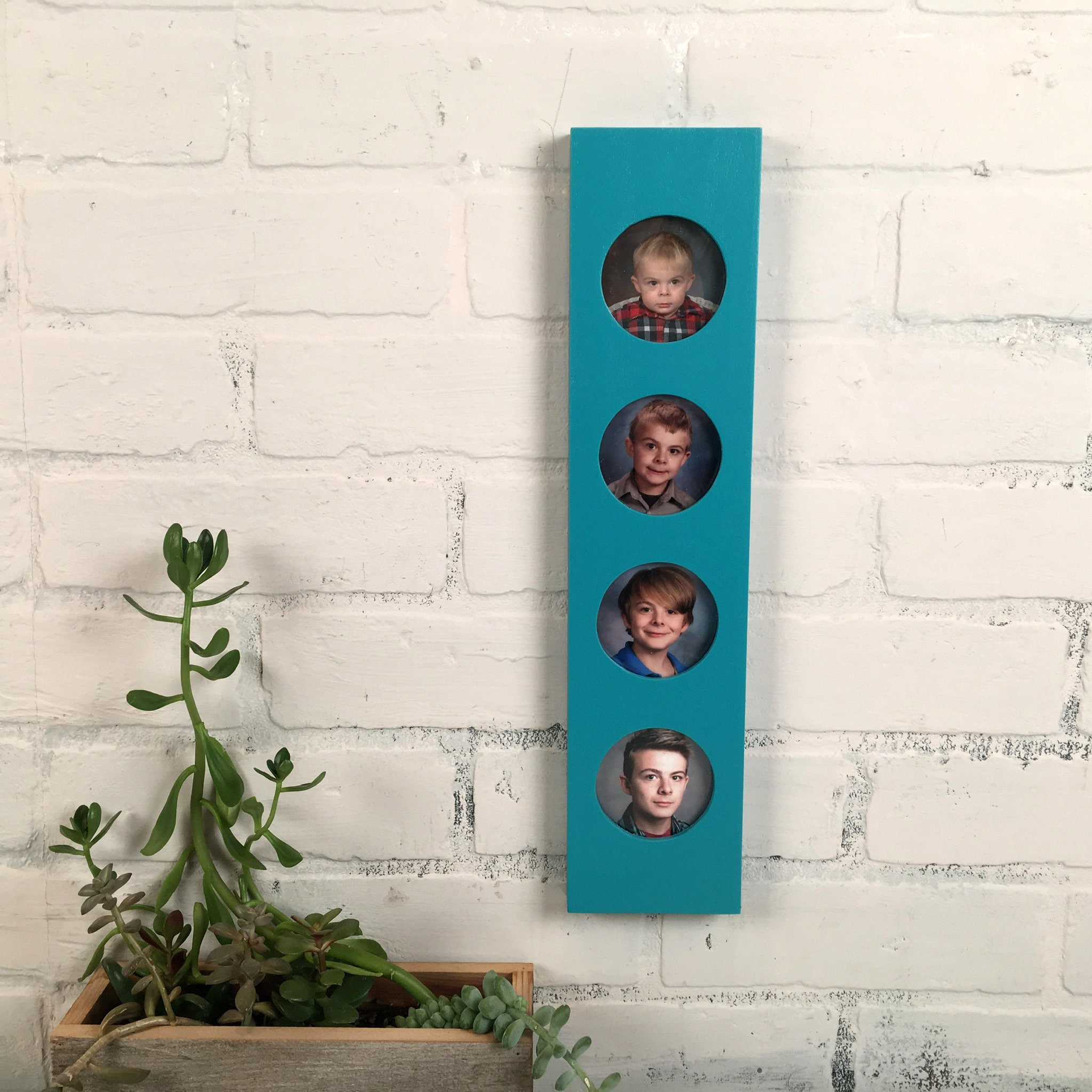 Stacked Circle Window Picture Frame For 4 2 5 X 3 Wallet Size Or Gallery Photo