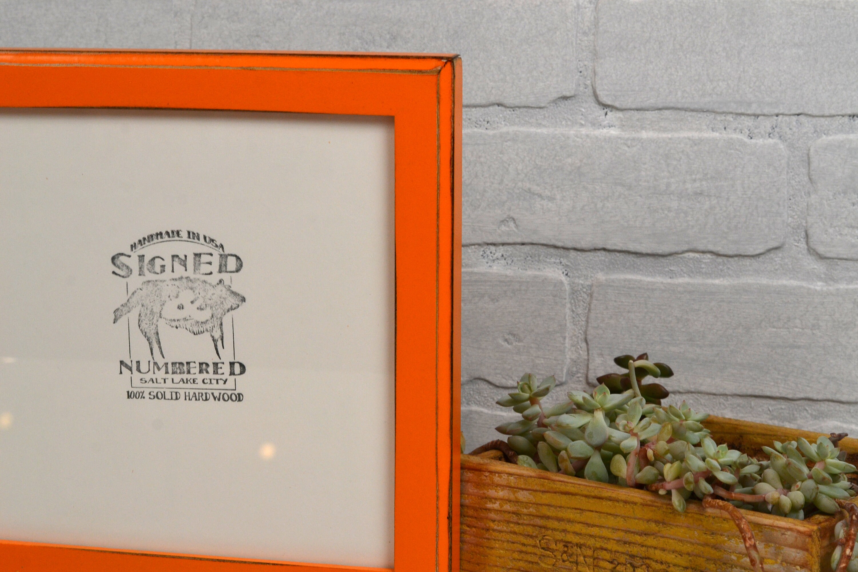 8x8 Square Picture Frame in 1x1 Outside Cove Style with ...