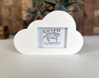 SHIPS TODAY - 3x4 Cloud Shape Picture Frame in Solid White Finish - 3 x 4 inch Picture Frame Sonogram Photo - In Stock